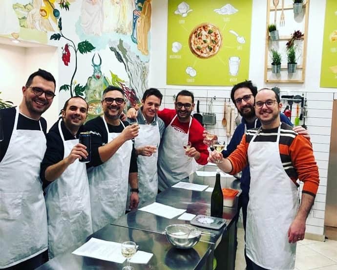 team-building-party-italian-food-lab